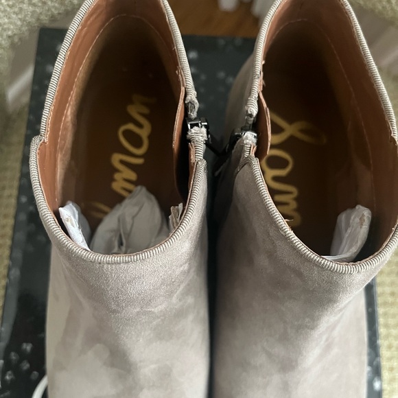 Sam Edelman Petty Suede ankle boot, colour Putty. Size 7. Brand new unworn - Picture 3 of 6